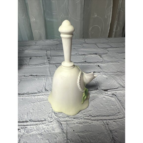 Vintage Pink Green Calla Lilly Bell Painted - Picture 5 of 10